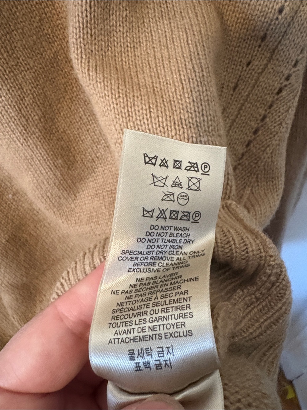 Read description-Burberry Women’s Beige Crewneck Knit Sweater - Picture 4 of 11